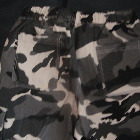 Drawstring Camouflage Trousers Pants Unisex Size Small Camo. 4 Pockets - Picture 8 of 10